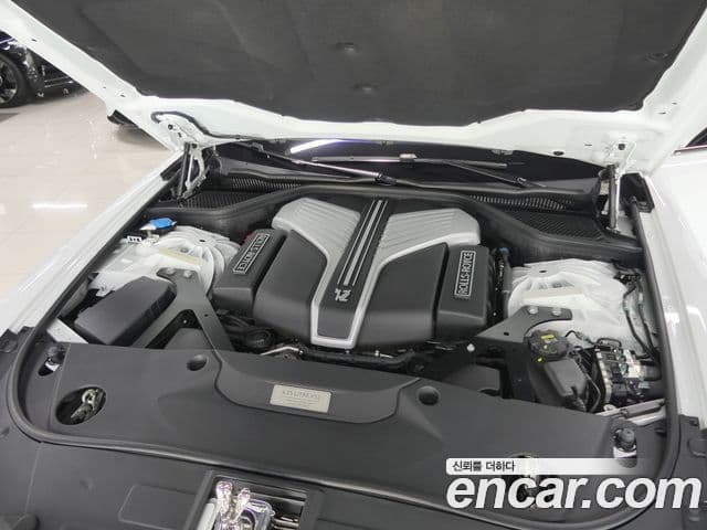 Rolls-Royce Ghost 2021 — ფოტო 4/16