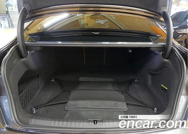 Audi A6 2022 — ფოტო 4/20