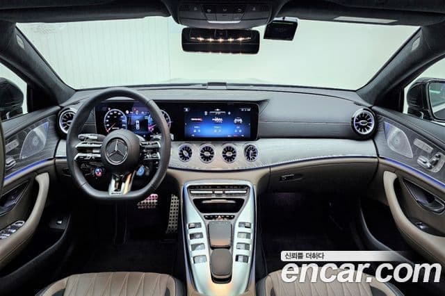 Mercedes-Benz AMG GT 2025 — ფოტო 9/20