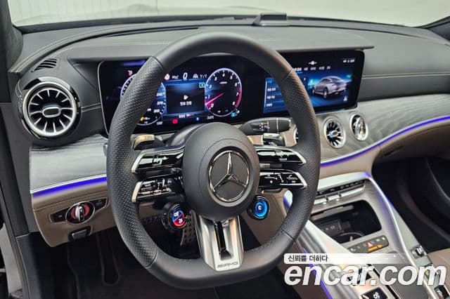 Mercedes-Benz AMG GT 2025 — ფოტო 12/20