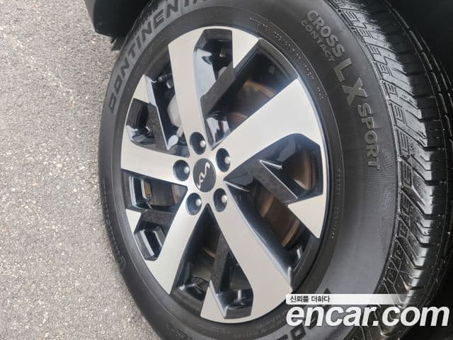 Kia Sorento 2022 — ფოტო 4/20