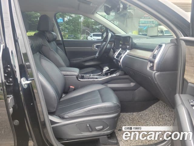 Kia Sorento 2022 — ფოტო 6/20