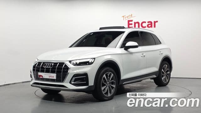 Audi Q5 2023 — ფოტო 1/20