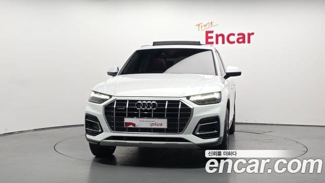 Audi Q5 2023 — ფოტო 3/20