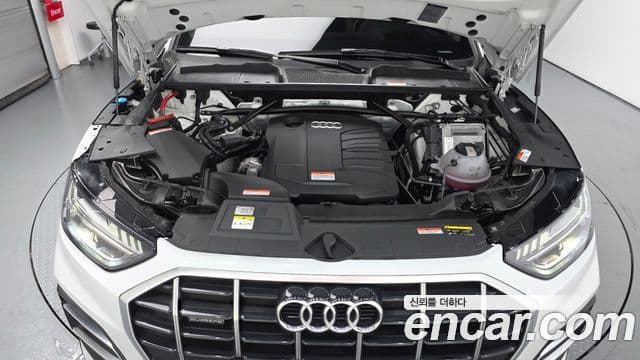 Audi Q5 2023 — ფოტო 6/20