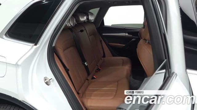 Audi Q5 2023 — ფოტო 11/20