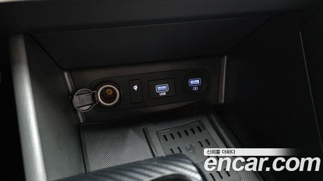 Hyundai Sonata Hybrid 2021 — Şəkil 24/34