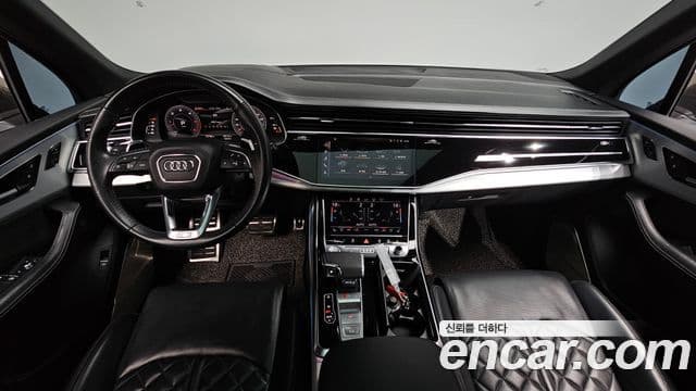 Audi Q7 2020 — Şəkil 7/20