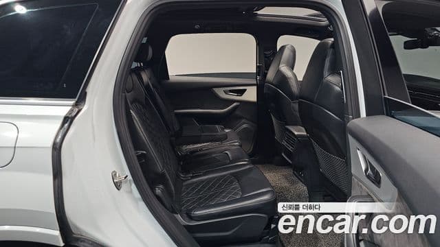 Audi Q7 2020 — Şəkil 11/20