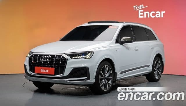 Audi Q7 2020 — Şəkil 1/20