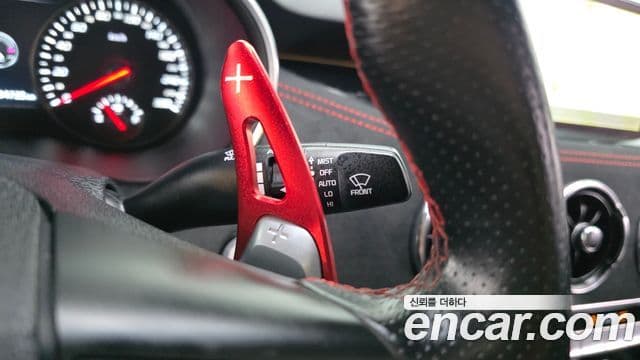 Kia Stinger Meister 2022 — Şəkil 33/39
