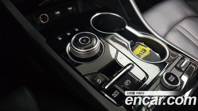 Kia K5 2022 — ფოტო 9/20