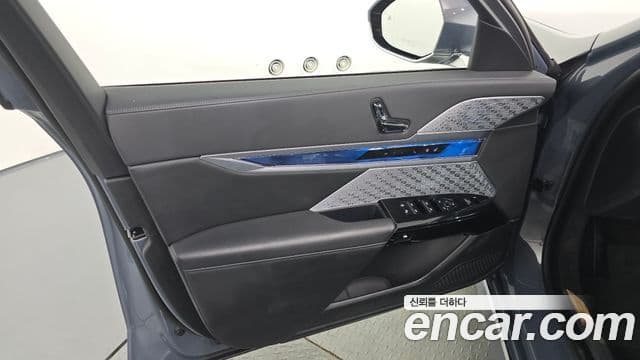 BMW i7 2023 — Photo 33/37