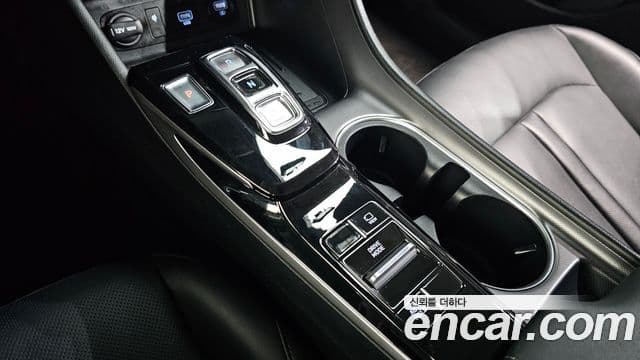 Hyundai Sonata 2021 — Фото 9/20