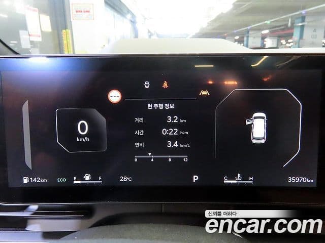 Kia Carnival 2024 — ფოტო 8/20