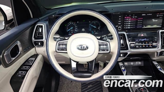 Kia Sorento 2021 — Фото 12/20