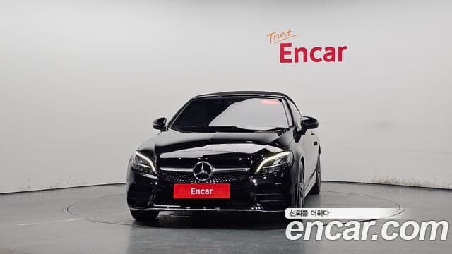 Mercedes-Benz C-Class 2019 — ფოტო 3/20