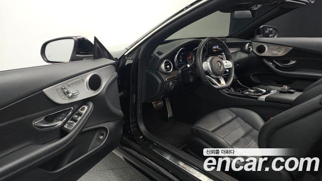 Mercedes-Benz C-Class 2019 — ფოტო 11/20