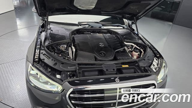 Mercedes-Benz S-Class 2022 — Фото 6/20