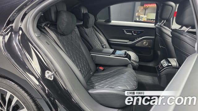 Mercedes-Benz S-Class 2022 — Фото 12/20