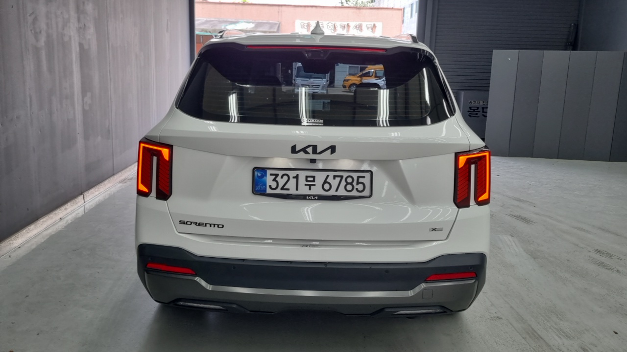 Kia Sorento 2025 — Şəkil 4/17