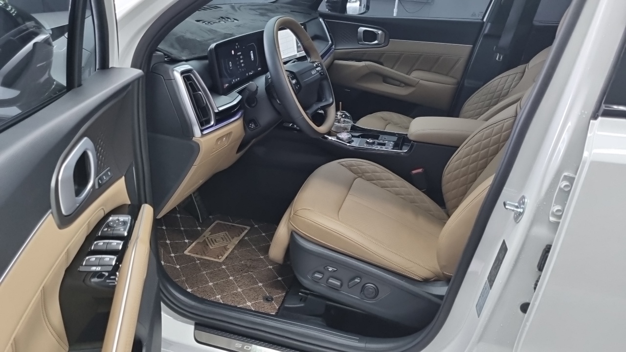 Kia Sorento 2025 — Şəkil 7/17