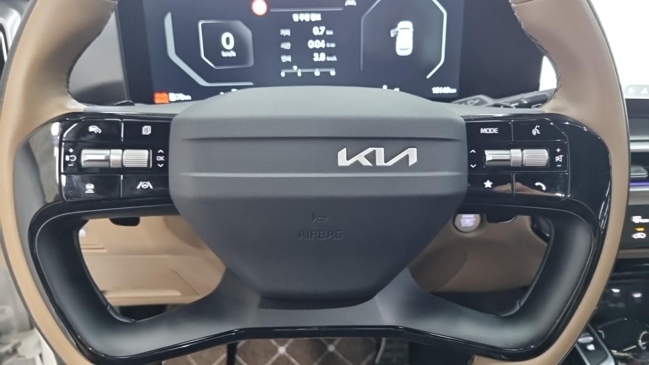 Kia Sorento 2025 — Şəkil 9/17