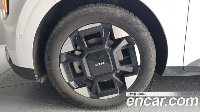Kia Carnival 2024 — ფოტო 5/20