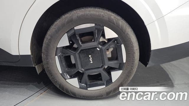 Kia Carnival 2024 — Şəkil 14/44