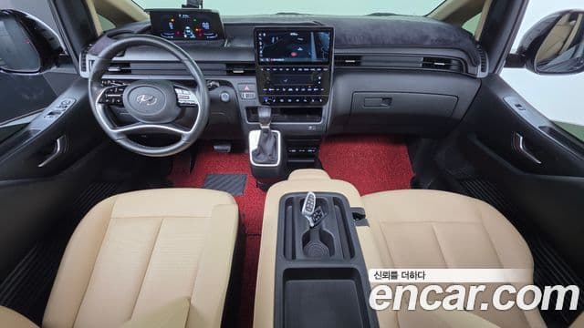 Hyundai Staria 2021 — ფოტო 7/20