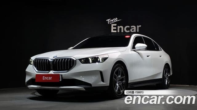 BMW 5 Series 2024 — Şəkil 1/20