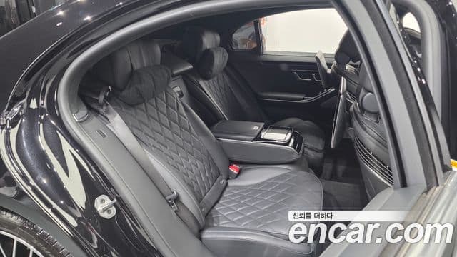 Mercedes-Benz S-Class 2023 — Фото 12/20