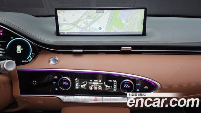 Genesis GV70 2023 — фото 13 из 20