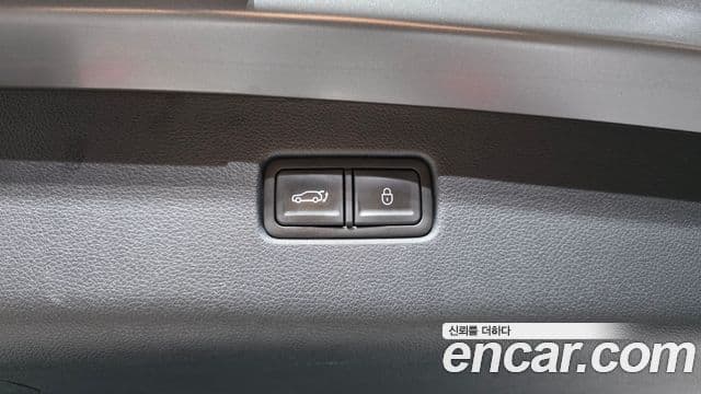 Genesis GV70 2023 — фото 16 из 20