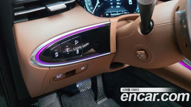 Genesis GV70 2023 — фото 19 из 20