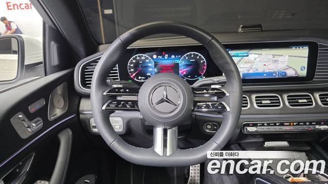 Mercedes-Benz GLE-Class 2025 — ფოტო 12/20