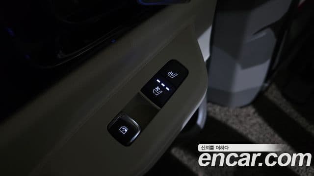 Kia Carnival 2025 — Şəkil 19/20
