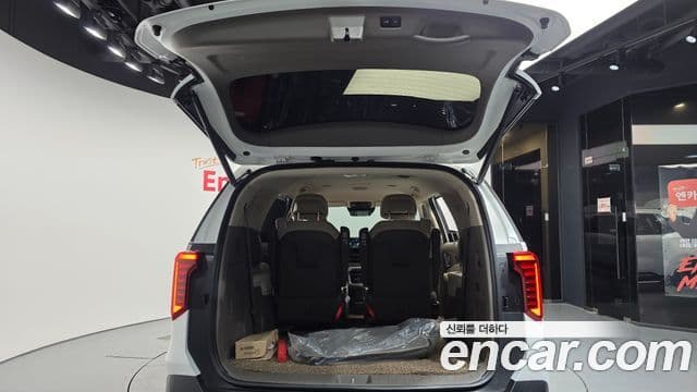 Kia Carnival 2025 — Şəkil 20/20