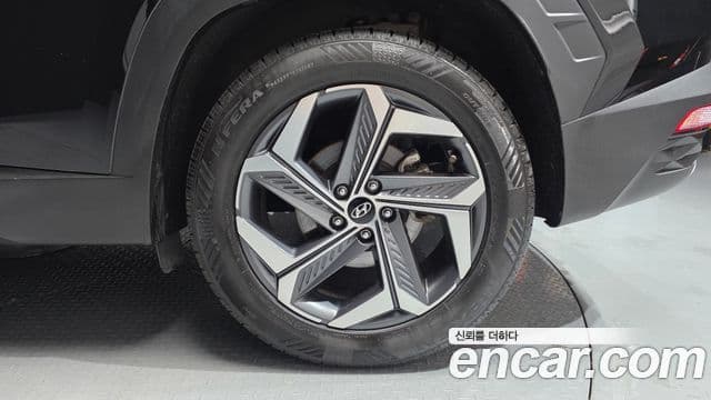 Hyundai Tucson Hybrid 2021 — Photo 10/32