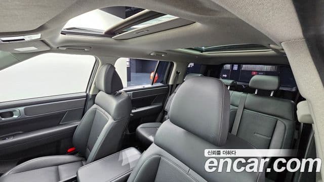 Hyundai Santa Fe 2023 — Şəkil 19/20