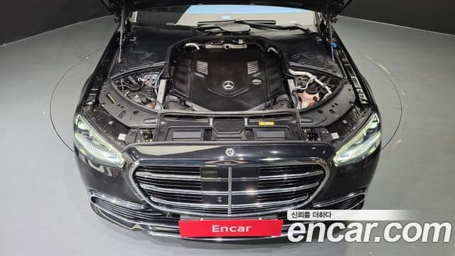 Mercedes-Benz S-Class 2021 — Фото 6/20