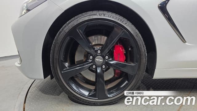 Genesis G70 2018 — ფოტო 5/20