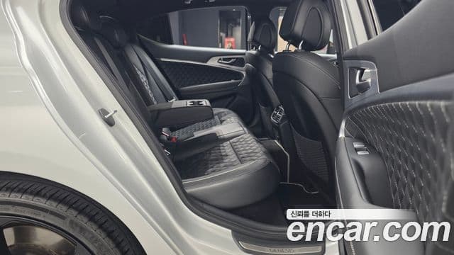 Genesis G70 2018 — ფოტო 12/20