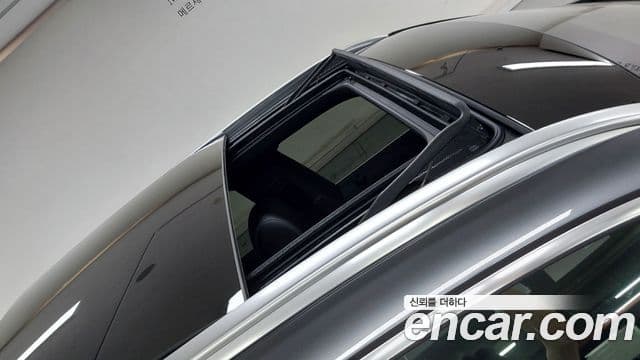 Mercedes-Benz GLC-Class 2021 — ფოტო 11/18