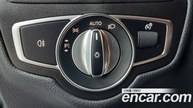 Mercedes-Benz GLC-Class 2021 — ფოტო 12/18