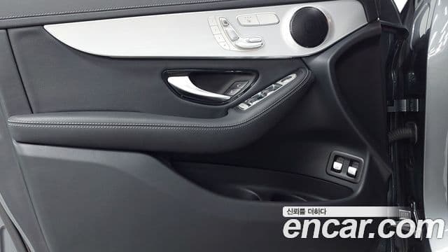 Mercedes-Benz GLC-Class 2021 — ფოტო 14/18