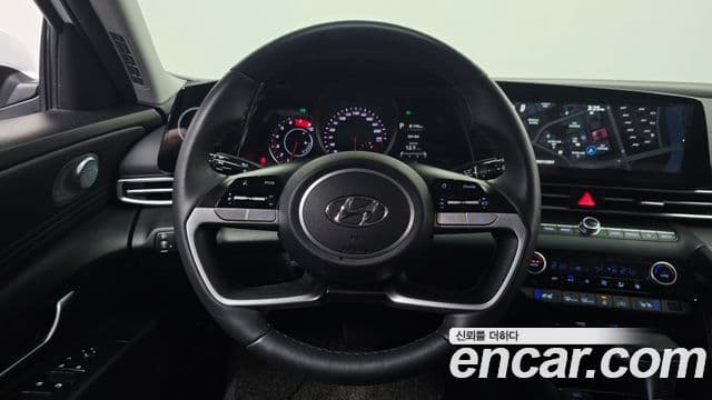 Hyundai Avante 2022 — Şəkil 13/20