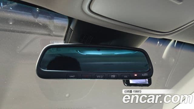 Kia Stinger 2018 — Şəkil 14/36