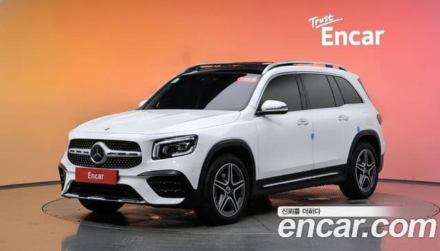 Mercedes-Benz GLB-Class 2023 — Şəkil 1/20