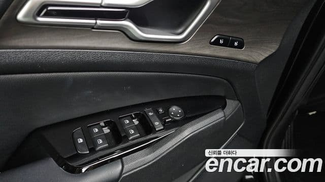 Kia Sportage 2022 — Фото 17/20